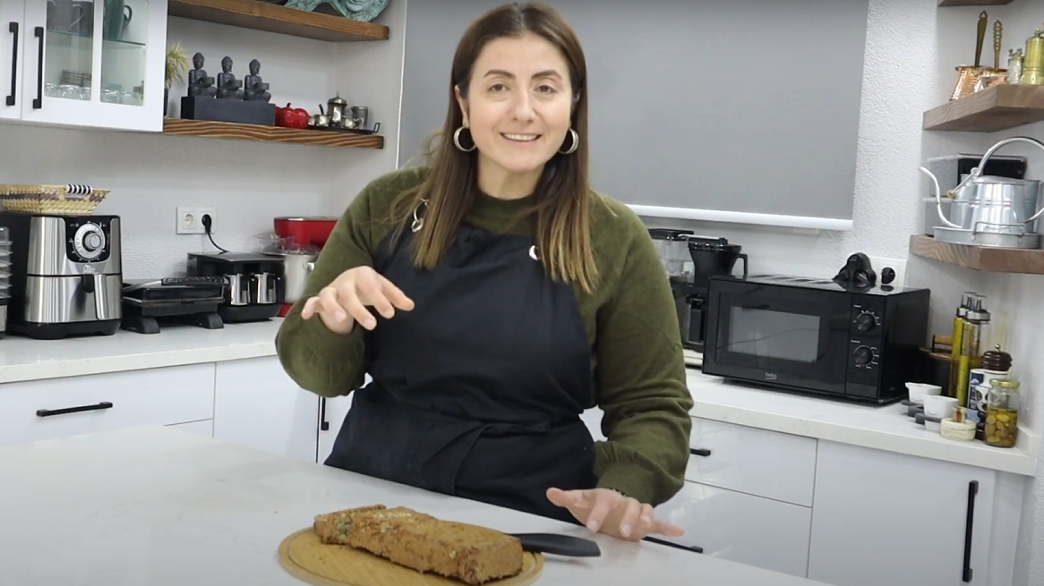 Yulaf ve Krem Peynirli Ekmek