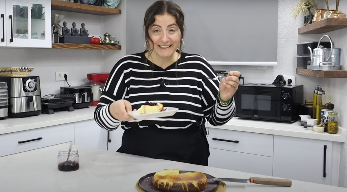 Pratik Yoğurtlu Cheesecake