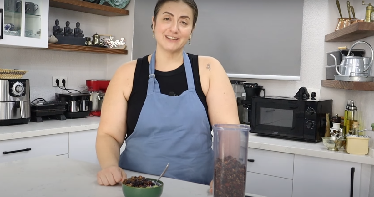 Glutensiz Kinoa Granola ile Güne Enerjik Başla 🌟